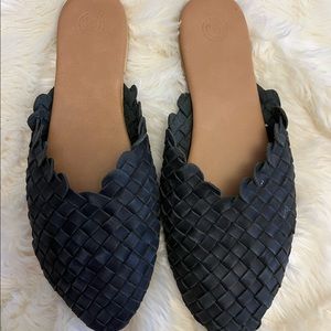 Urban outfitters woven mule size 8